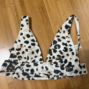 AERIE LEOPARD BIKINI TOP